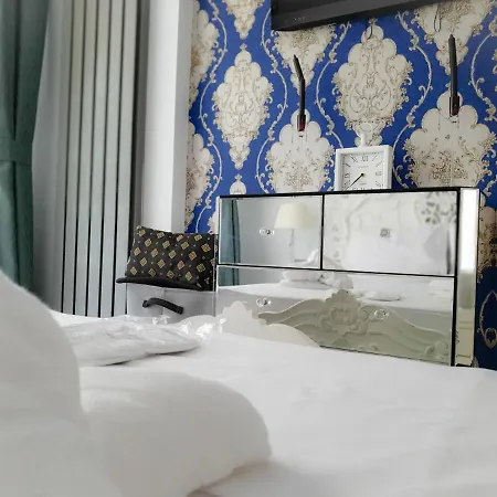 アパート Luxury & Mamaia Nord ナボダリ