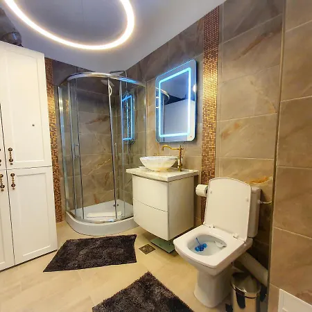 Luxury & Mamaia Nord